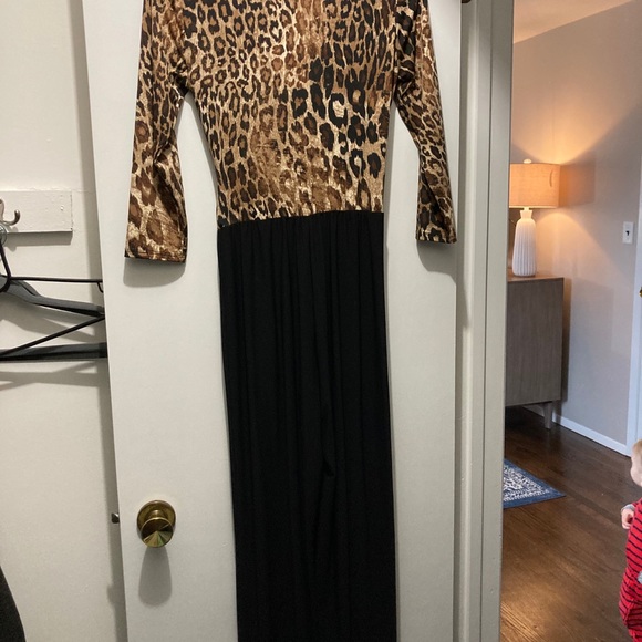 Black and leopard print faux belt tie jumpsuit - Picture 2 of 5